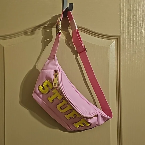 Matching "Travel" and "stuff" fanny packs NWOT - Picture 6 of 6